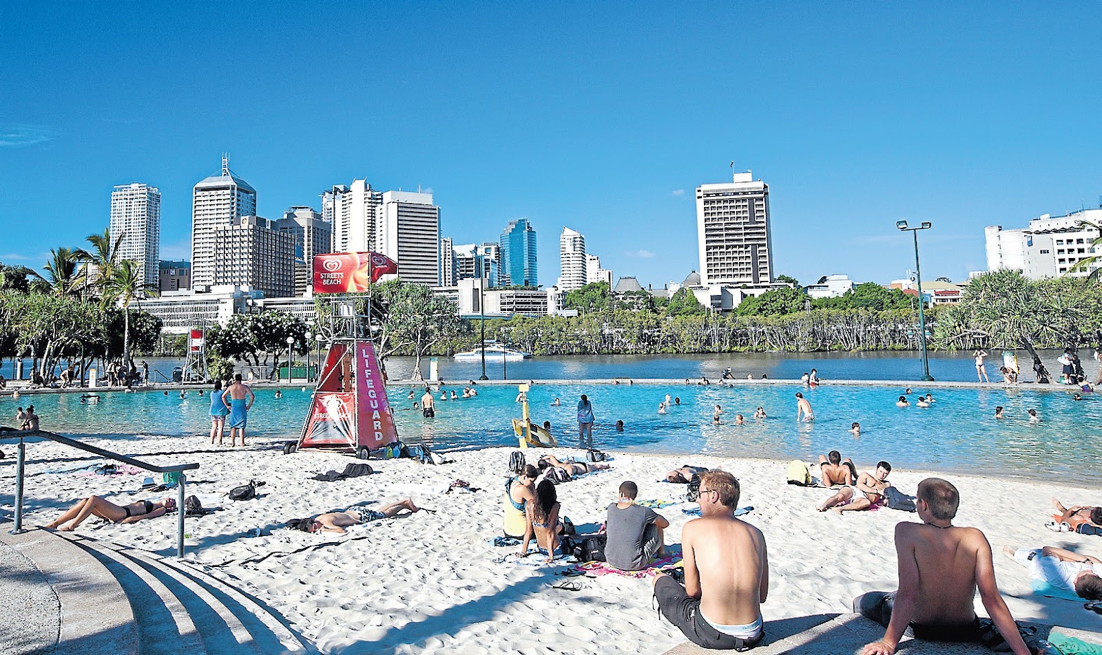 Brisbane-beach.jpg